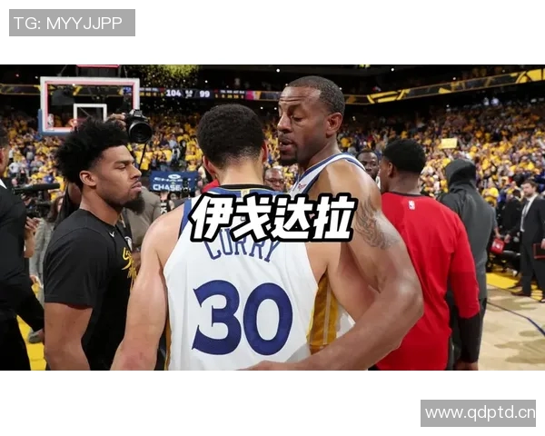 科尔谈球迷扮成自己：我跟他说球衣挺不错 但他突然喊叫被安保人员带走