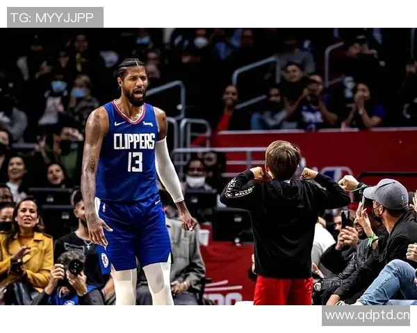 零分背后仍有贡献！保罗策动攻防助快船奠定优势