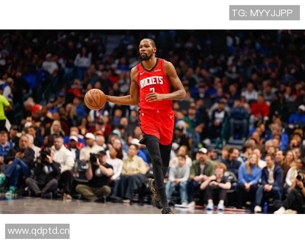 杜兰特今天在场火箭赢独行侠15分，不在场10分钟输21分