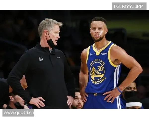 科尔:今天重点研究了没有库里时的打法 要给追梦设计些特定战术